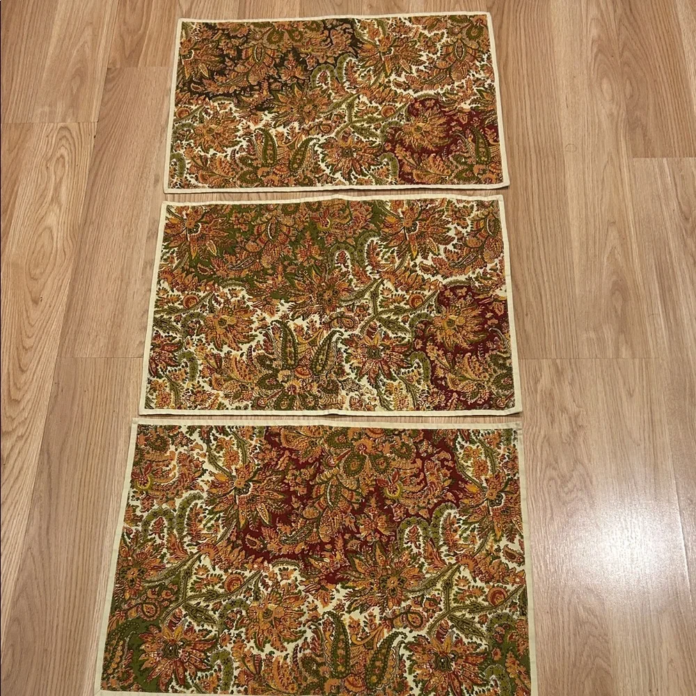Pottery Barn Vintage Paisley Floral Placemats Qty 3